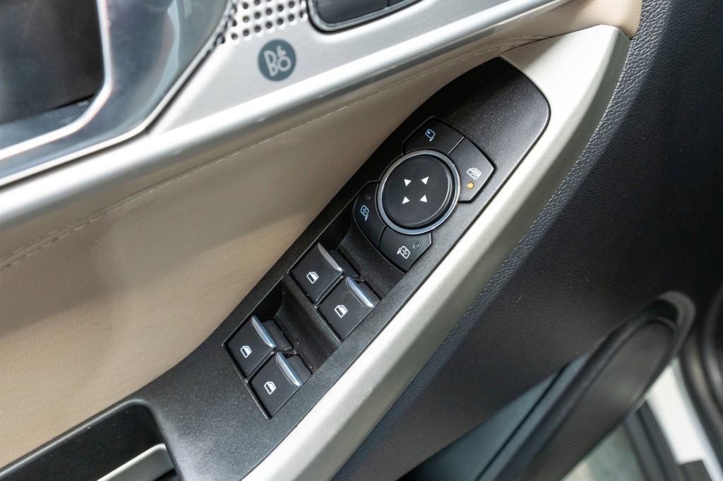 2022 Ford Explorer Image 15