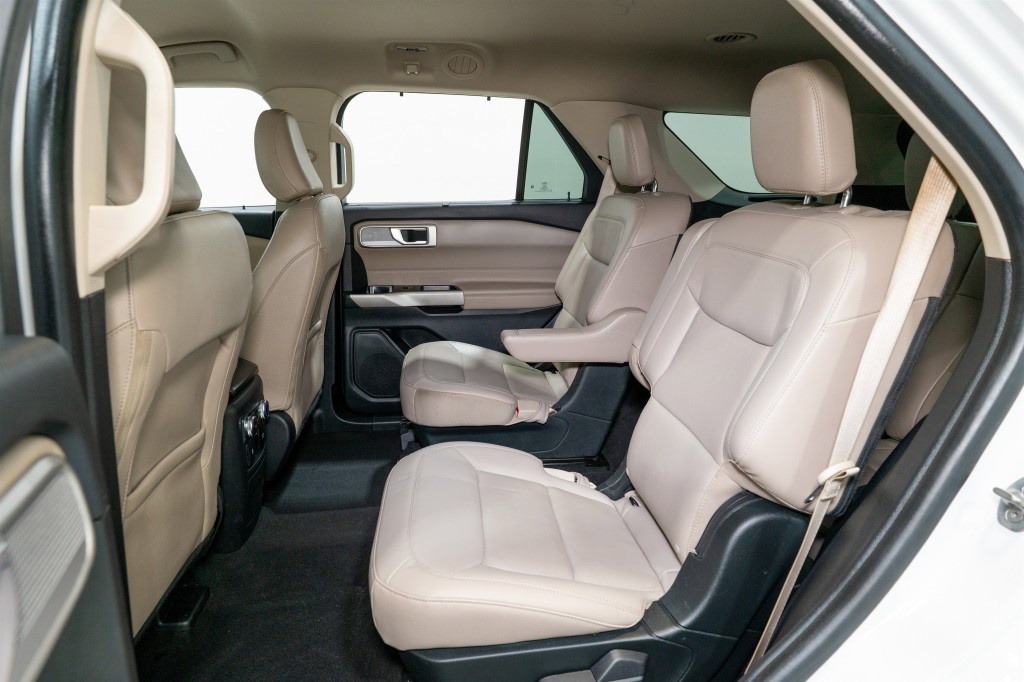 2022 Ford Explorer Image 33