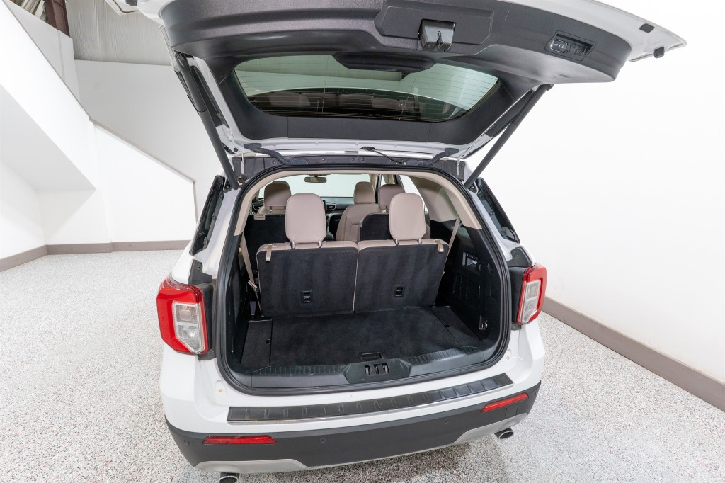 2022 Ford Explorer Image 35