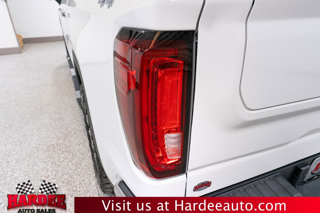 2025 GMC Sierra 1500 Image 9