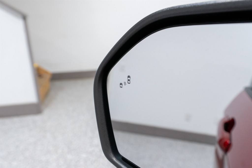 2020 Ford Explorer Image 13