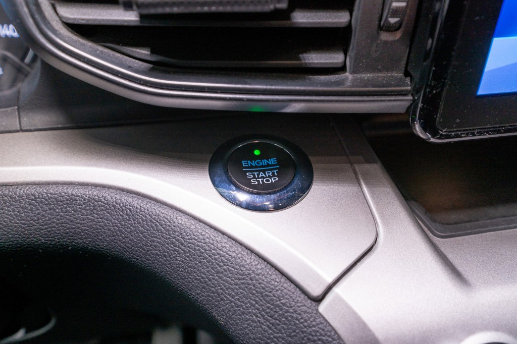 2020 Ford Explorer Image 28