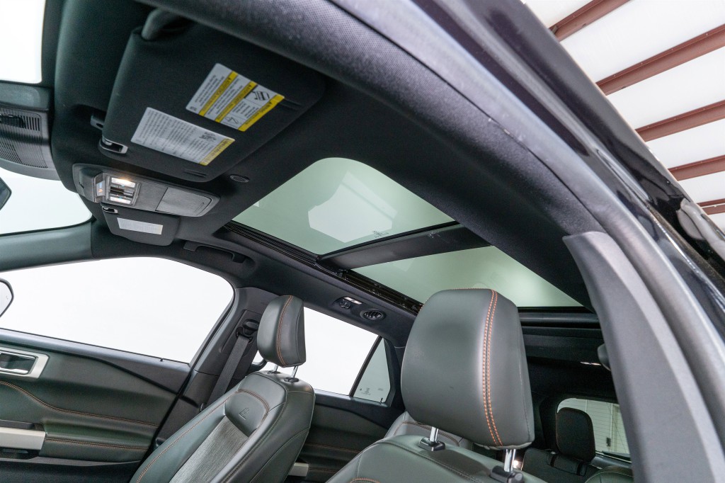 2022 Ford Explorer Image 16