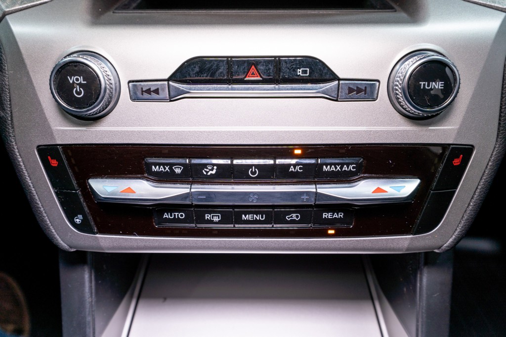 2022 Ford Explorer Image 24