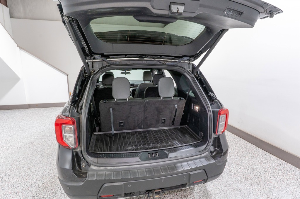 2022 Ford Explorer Image 36
