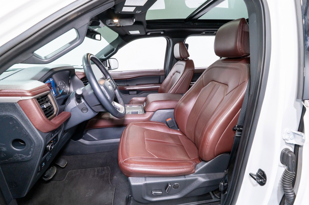 2024 Ford Expedition Image 17