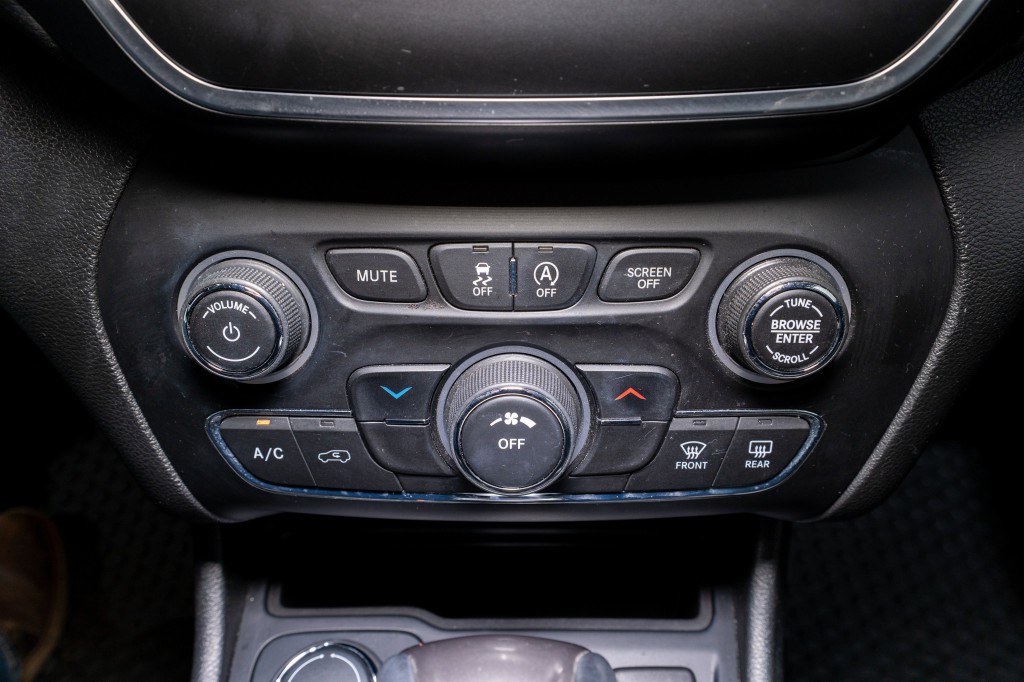 2019 Jeep Cherokee Image 21