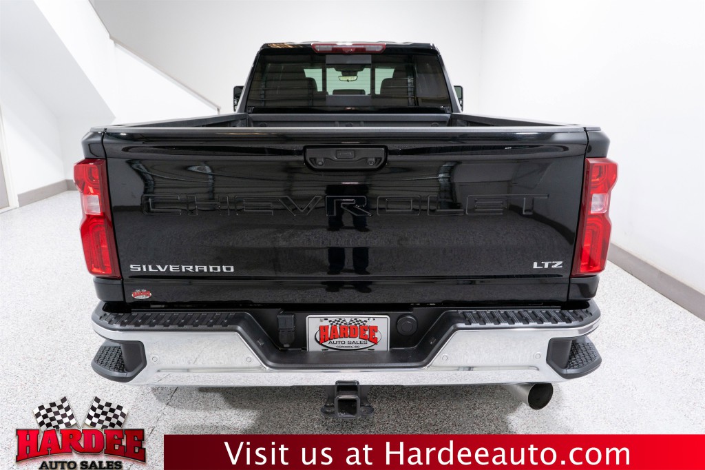 2025 Chevrolet Silverado 1500 Image 4