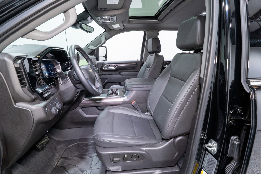 2025 Chevrolet Silverado 1500 Image 20