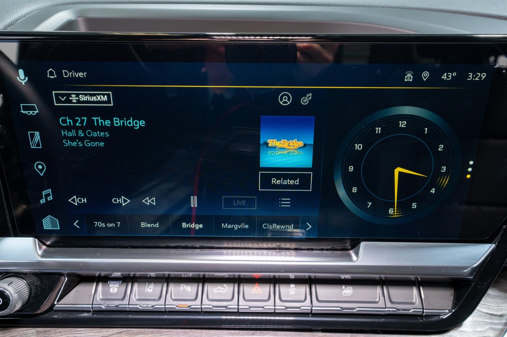 2025 Chevrolet Silverado 1500 Image 25