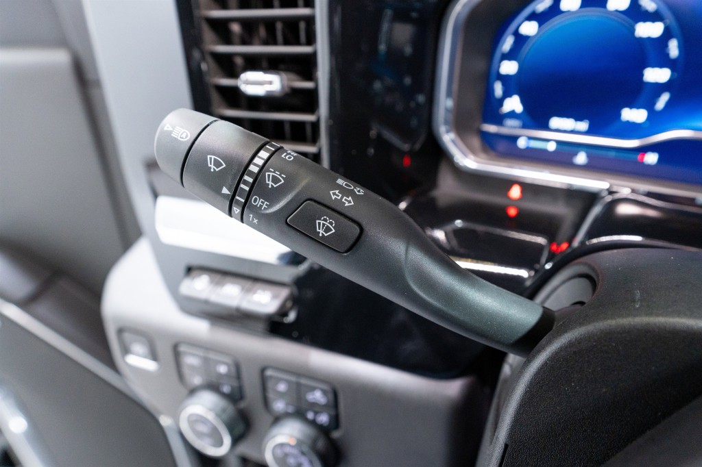 2025 Chevrolet Silverado 1500 Image 35