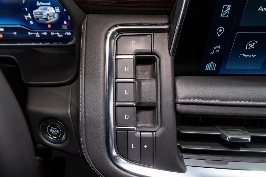 2024 Chevrolet Suburban Image 22