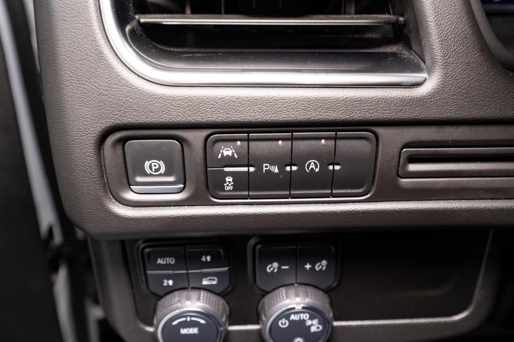 2024 Chevrolet Suburban Image 28