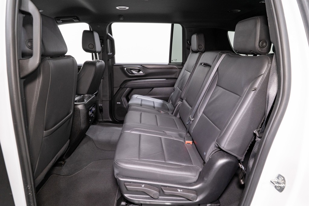 2024 Chevrolet Suburban Image 30
