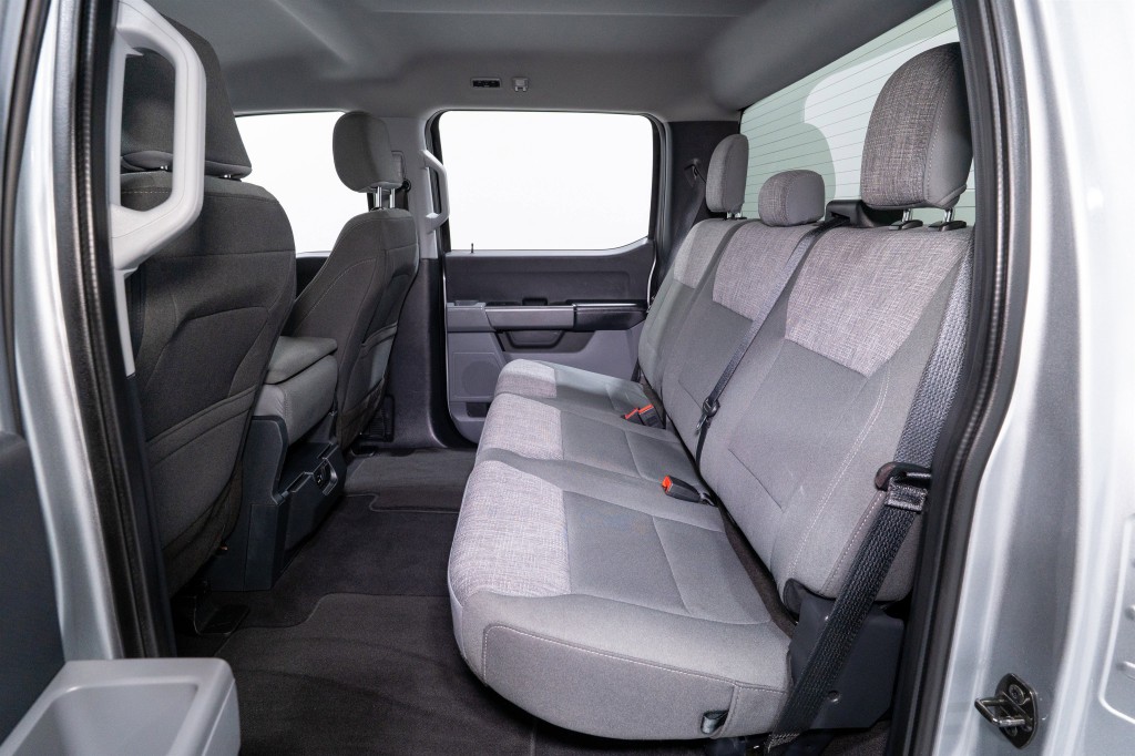 2023 Ford F-150 Image 32