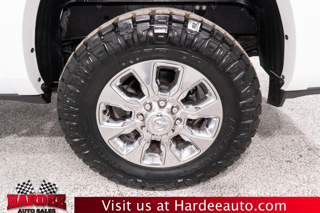 2024 RAM 3500 Image 9