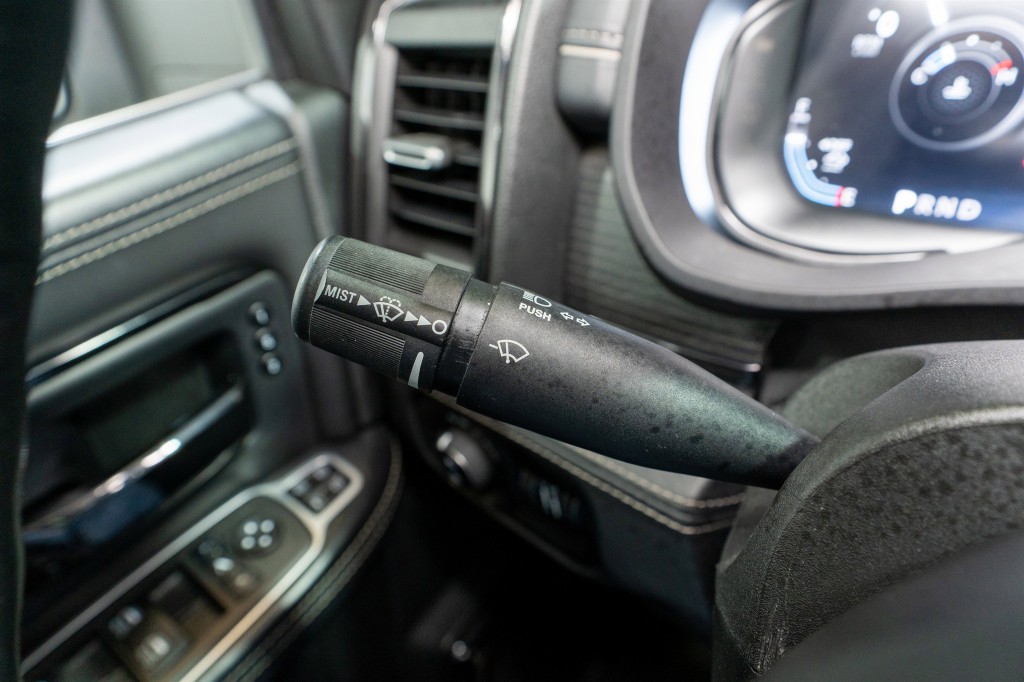 2024 RAM 3500 Image 35