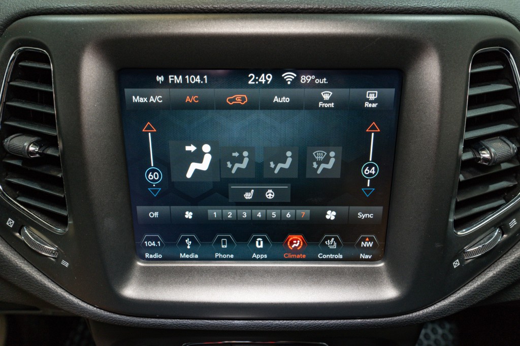 2019 Jeep Compass Image 18