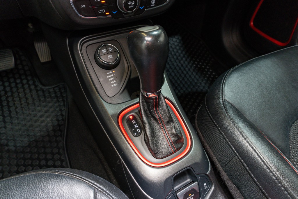 2019 Jeep Compass Image 22