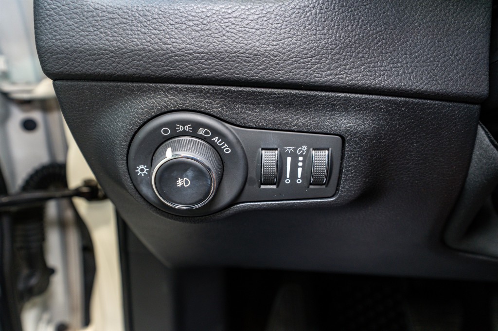 2019 Jeep Compass Image 29