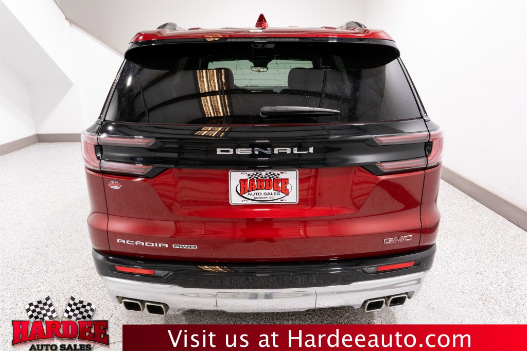 2024 GMC Acadia Image 4