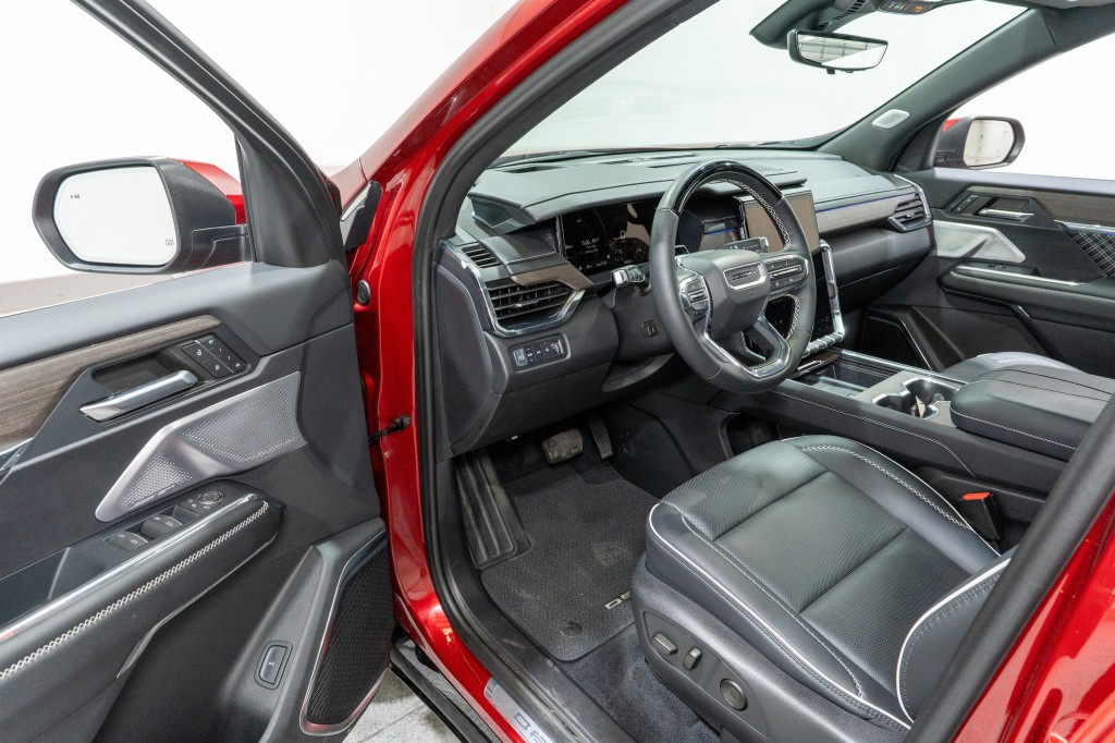 2024 GMC Acadia Image 12