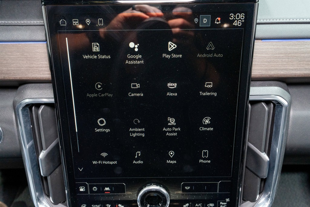 2024 GMC Acadia Image 19