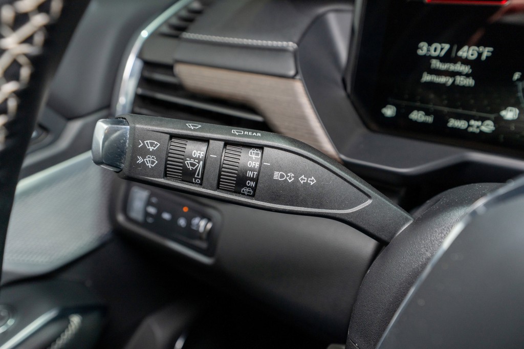 2024 GMC Acadia Image 29