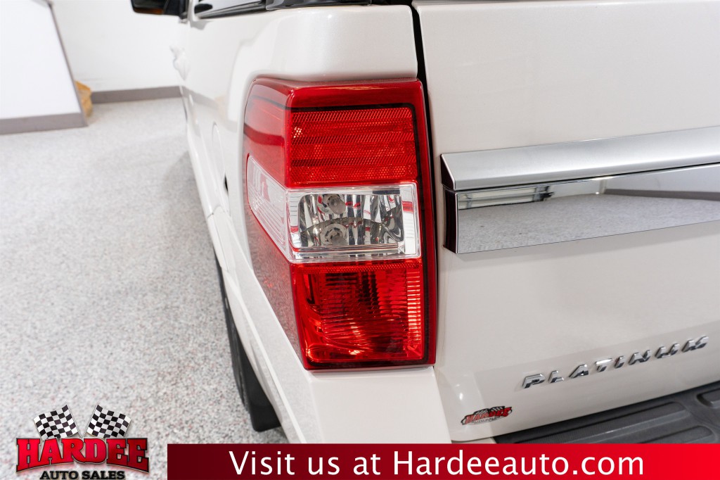 2017 Ford Expedition Image 9