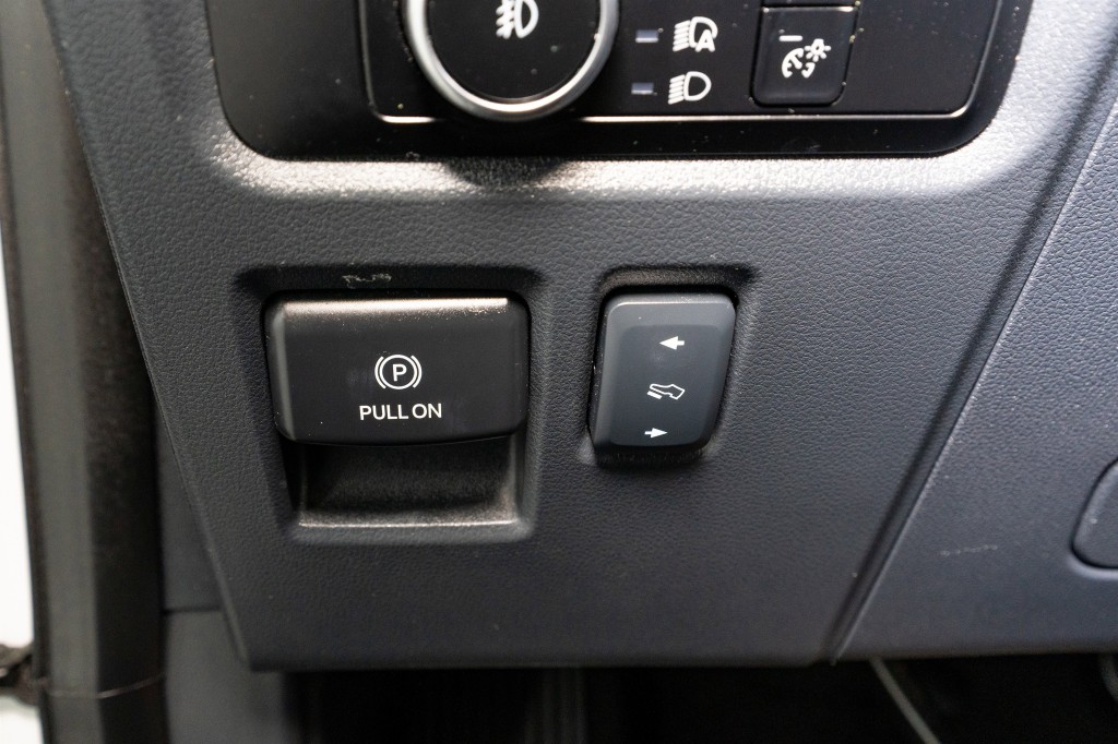 2024 Ford Expedition Image 34