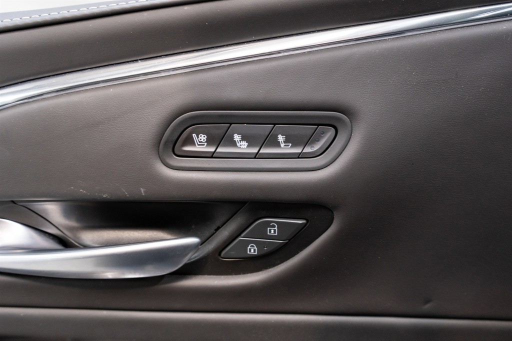 2023 Cadillac Escalade Image 15