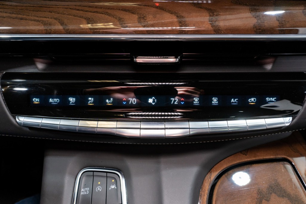 2023 Cadillac Escalade Image 25