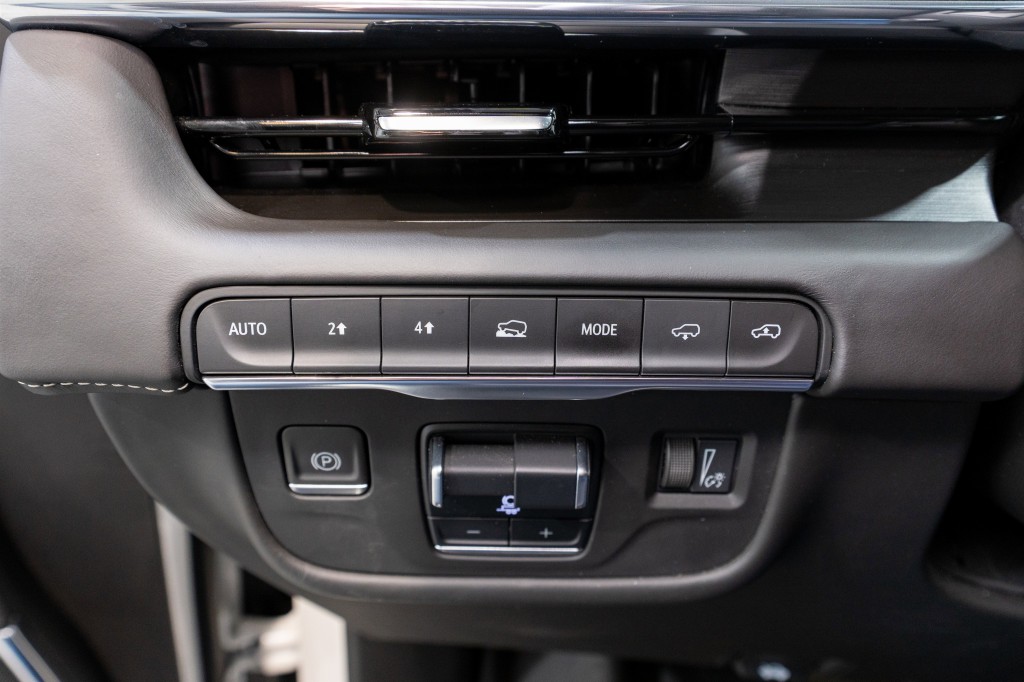 2023 Cadillac Escalade Image 36