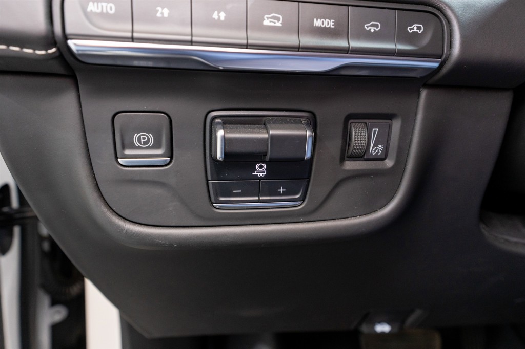 2023 Cadillac Escalade Image 37