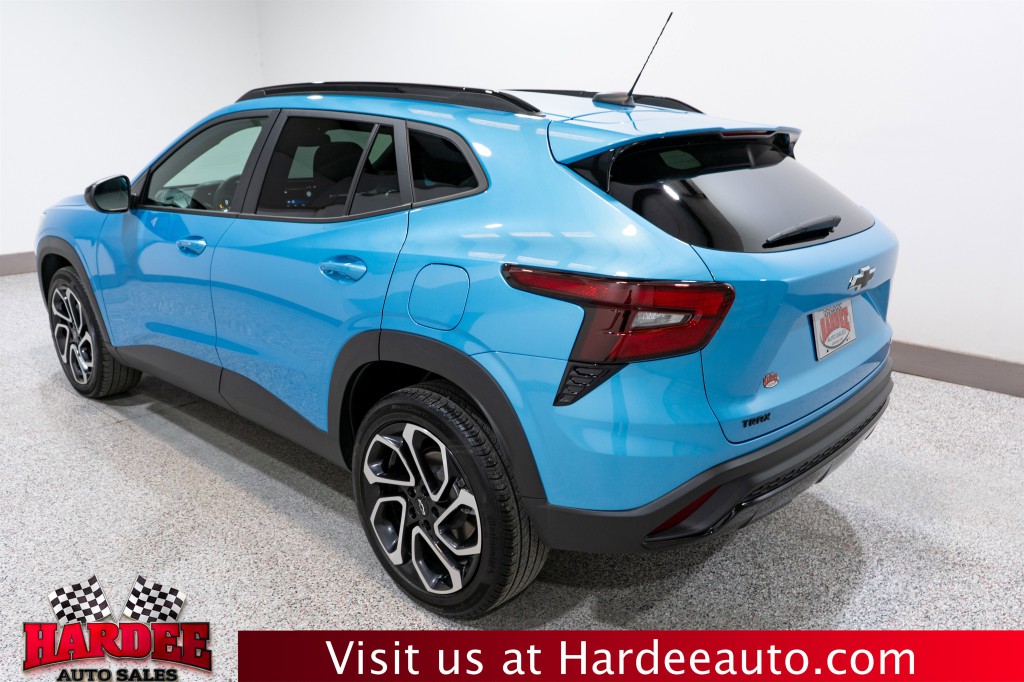 2025 Chevrolet Trax Image 3