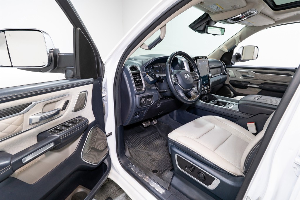 2023 RAM 1500 Image 16