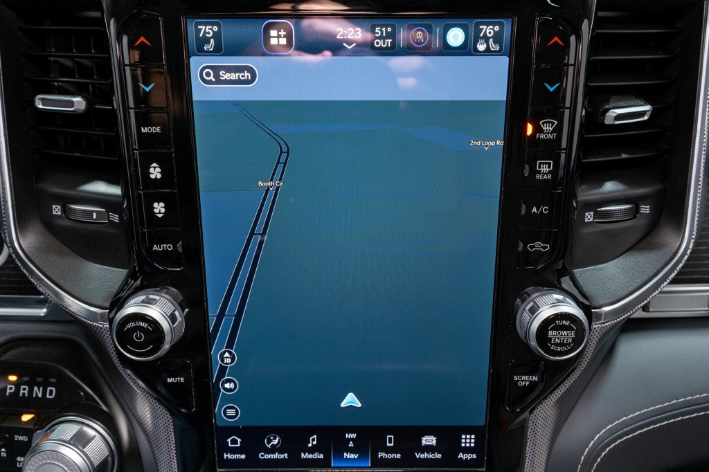 2023 RAM 1500 Image 24