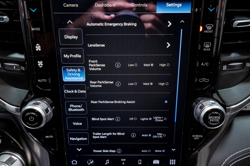 2023 RAM 1500 Image 28