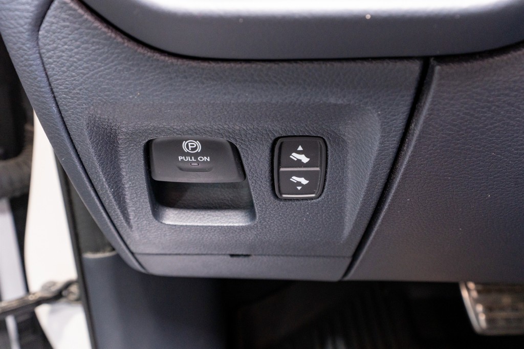 2023 RAM 1500 Image 38