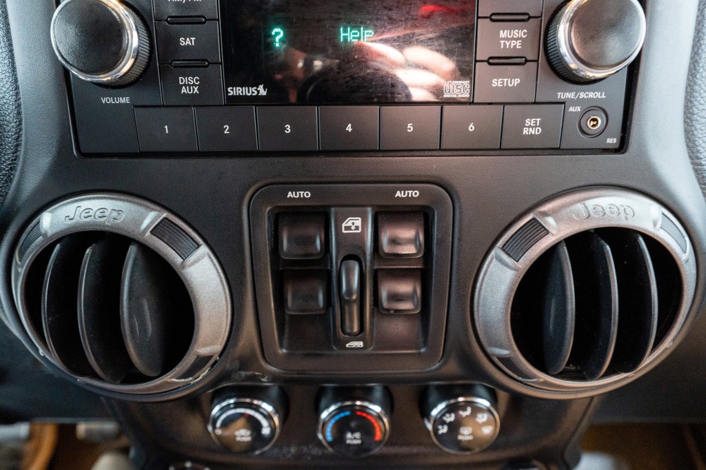 2015 Jeep Wrangler Unlimited Image 15