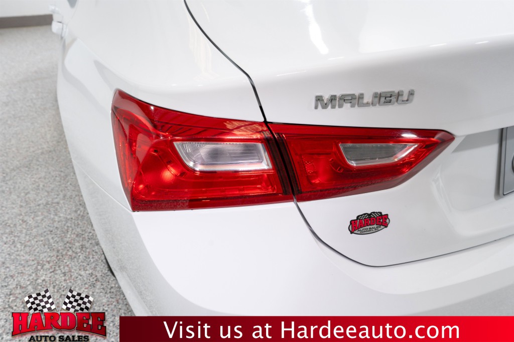 2023 Chevrolet Malibu Image 9