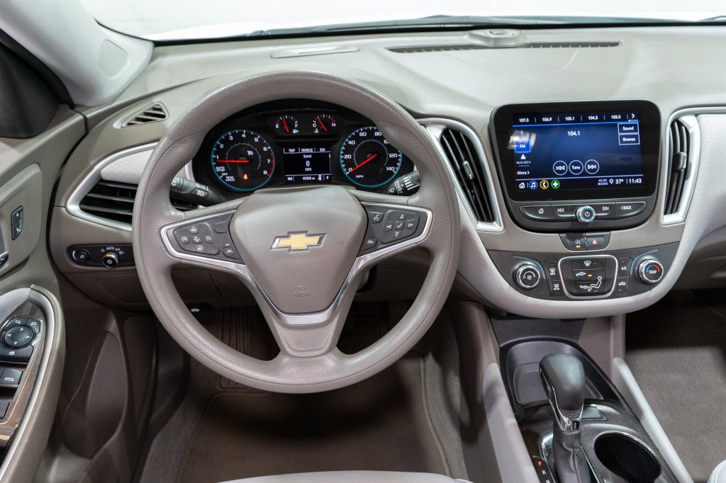 2023 Chevrolet Malibu Image 11
