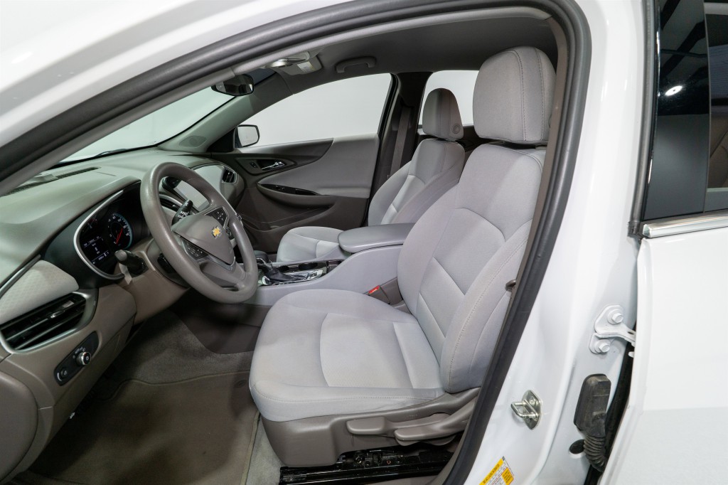 2023 Chevrolet Malibu Image 14