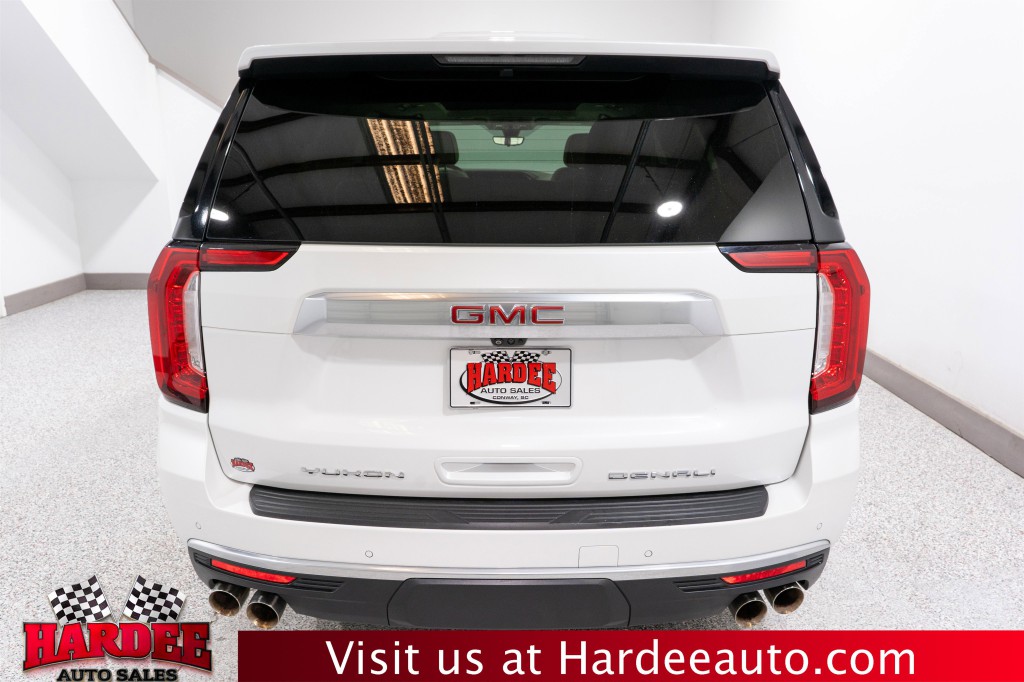 2022 GMC Yukon Image 4