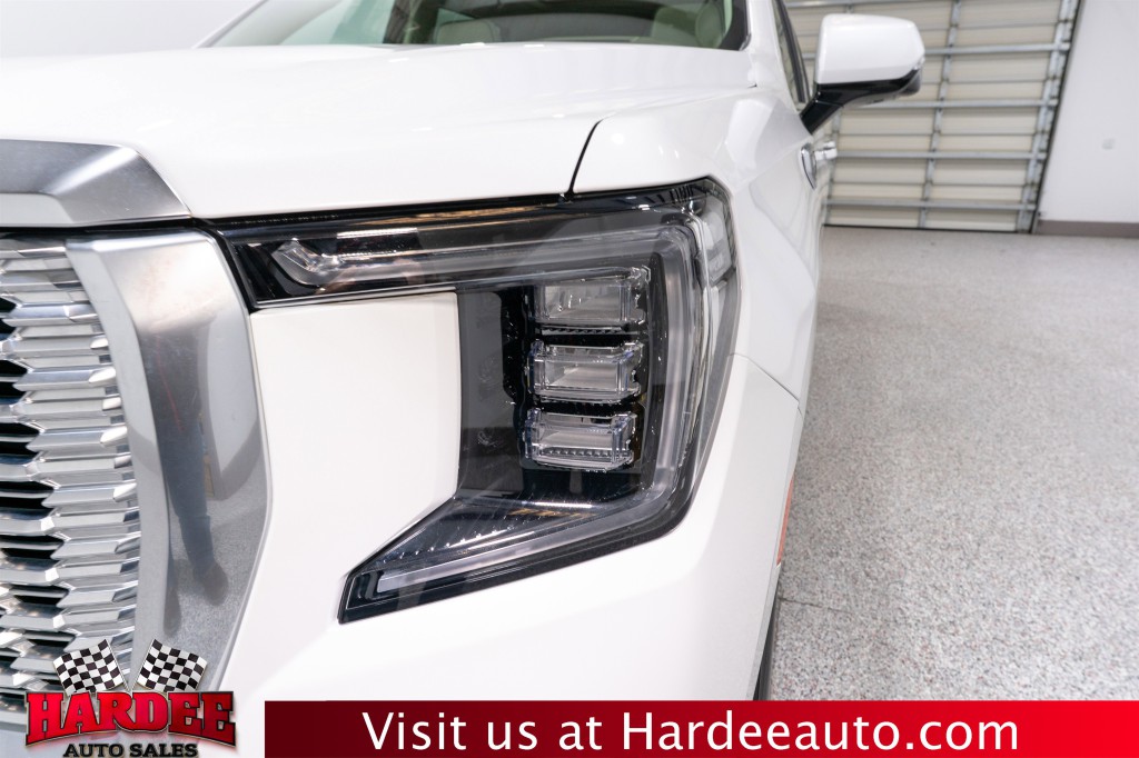 2022 GMC Yukon Image 8