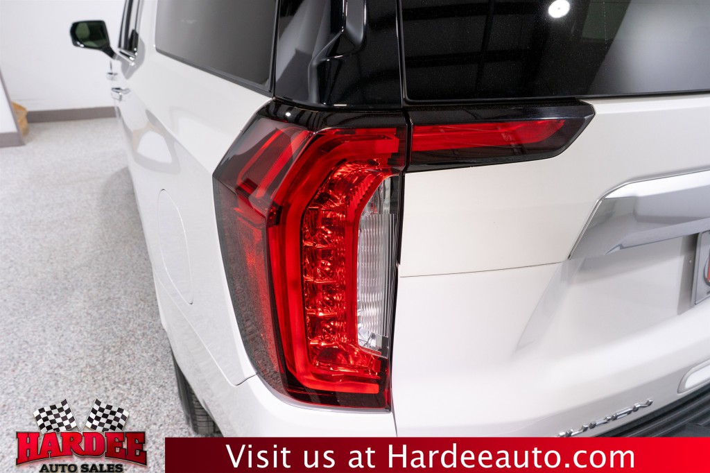 2022 GMC Yukon Image 9