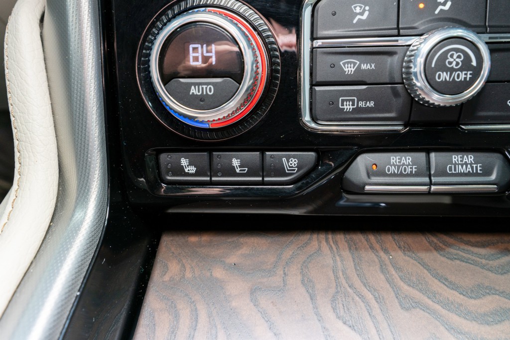 2022 GMC Yukon Image 23