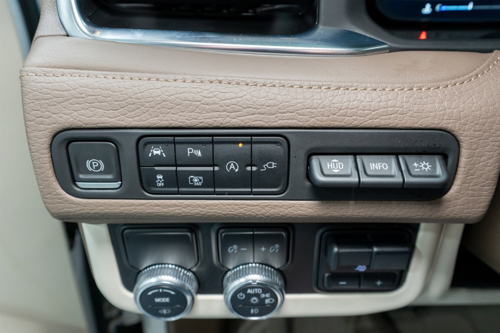 2022 GMC Yukon Image 31