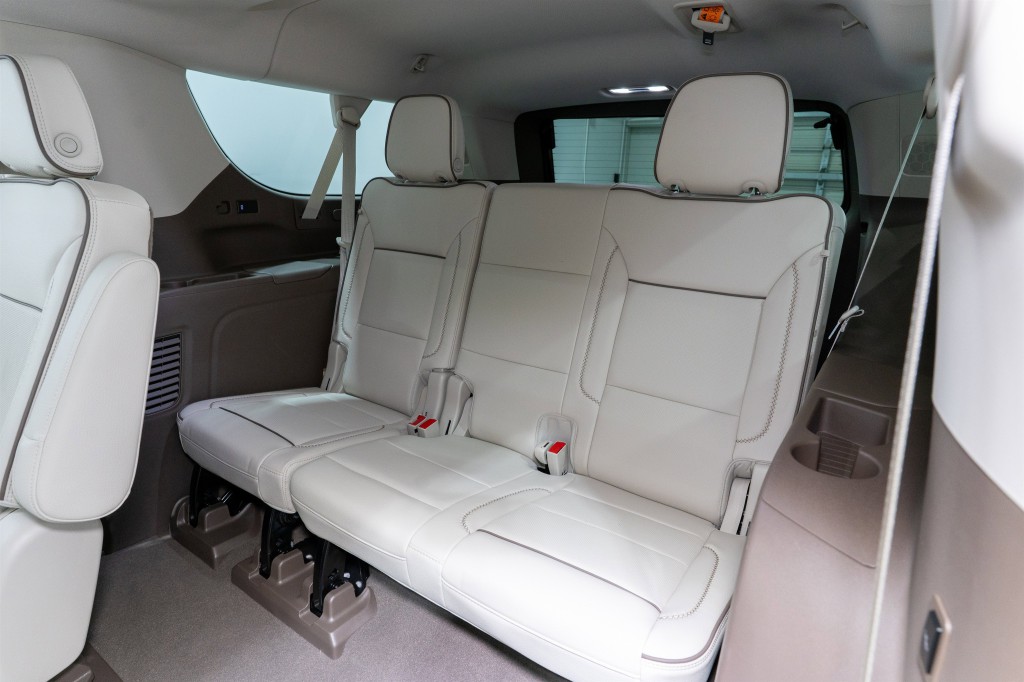 2022 GMC Yukon Image 34