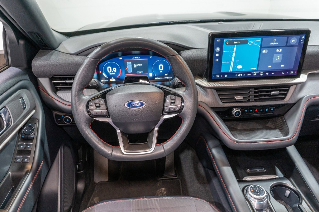 2025 Ford Explorer Image 11